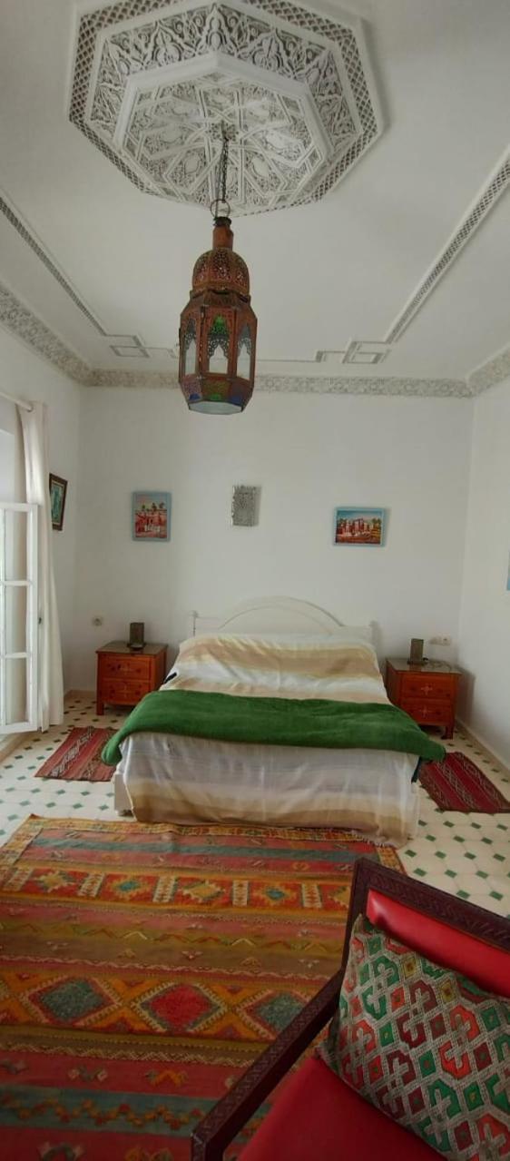 Riad L'Ostale Есувейра Екстериор снимка