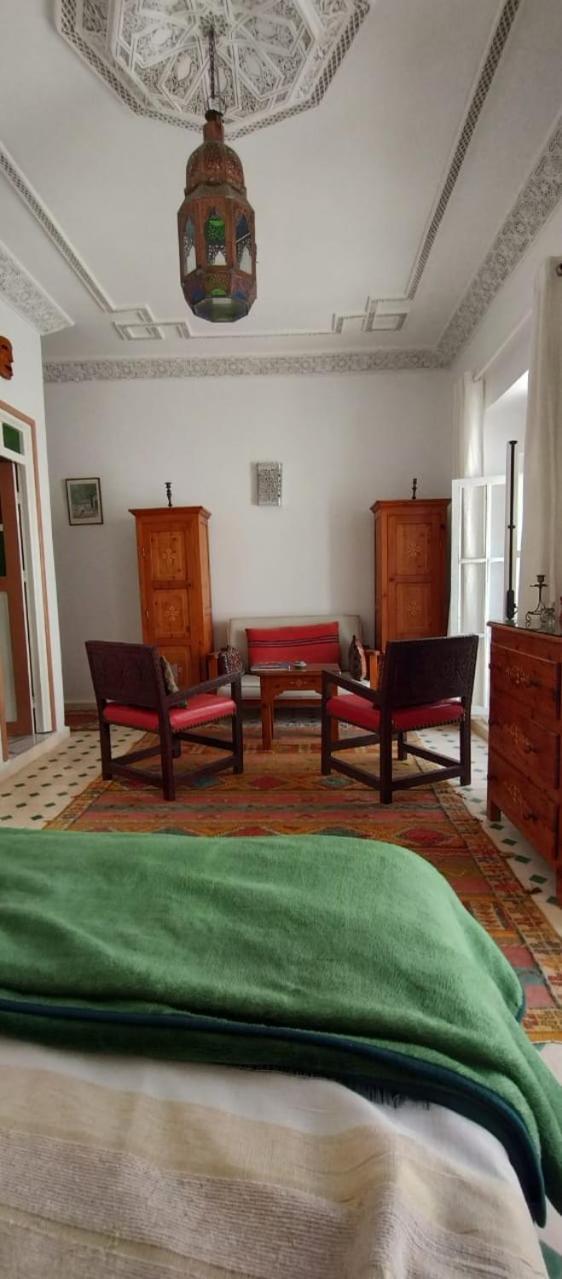 Riad L'Ostale Есувейра Екстериор снимка