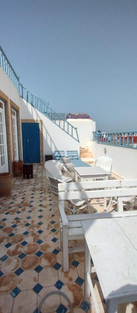 Riad L'Ostale Есувейра Екстериор снимка